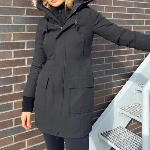 Aritzia Golden Bancroft Parka Jacket Warmest Altitude Series Black Size XS - Picture 2 of 9